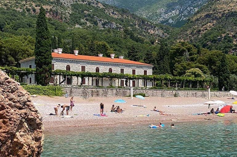 Queen's beach, Montenegro